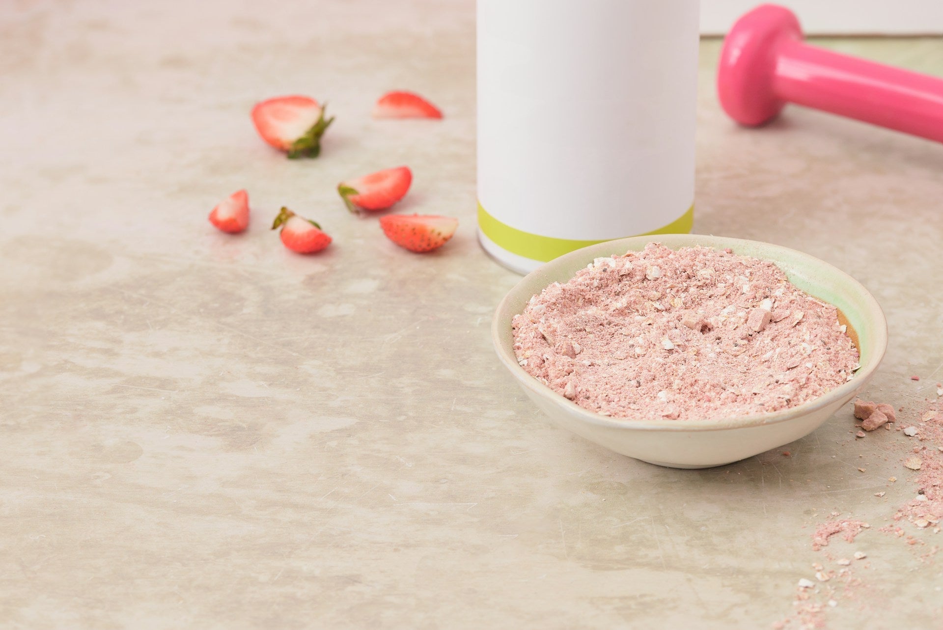 How Protein Powder Helps You Stay Strong - Nutristore