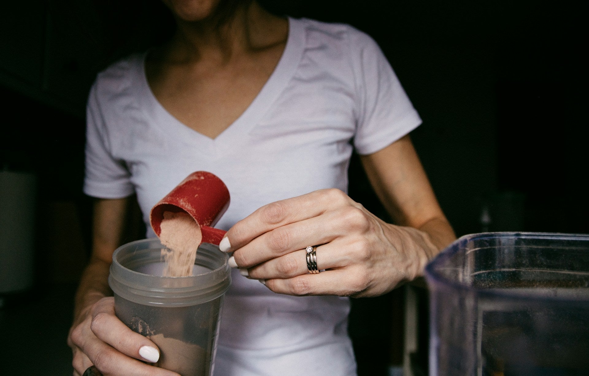 How to Choose the Right Protein Powder for Your Fitness Goals - Nutristore